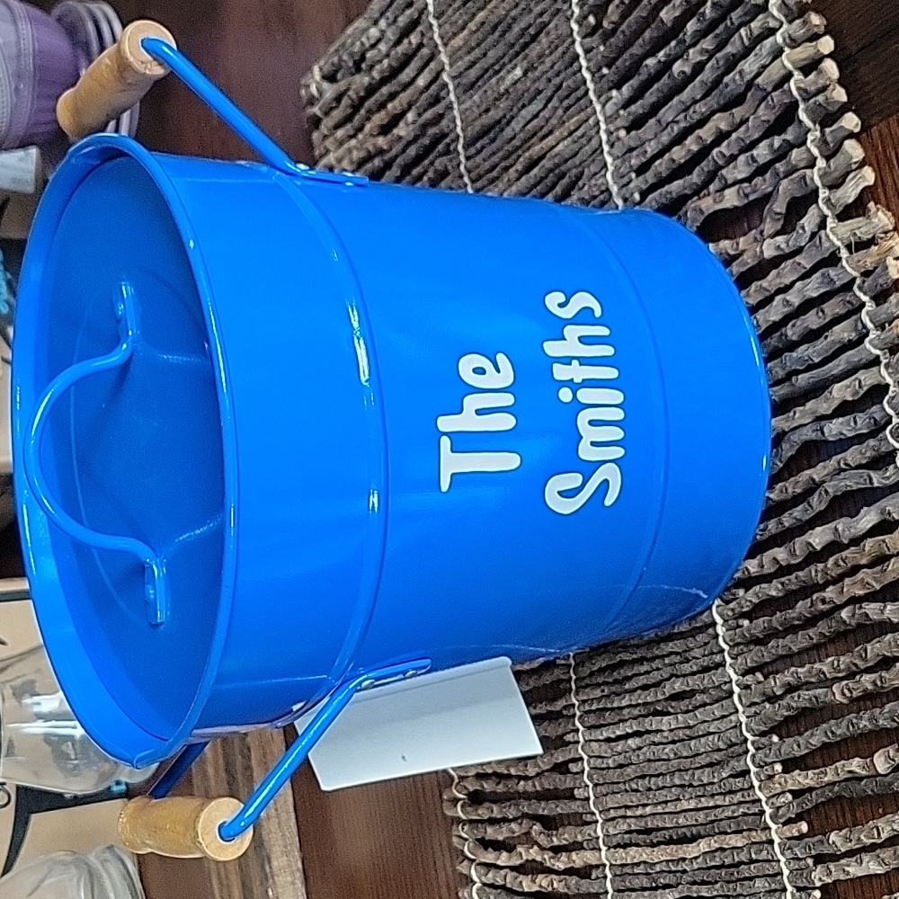 The Smiths Ice bucket with Scoop, NWT